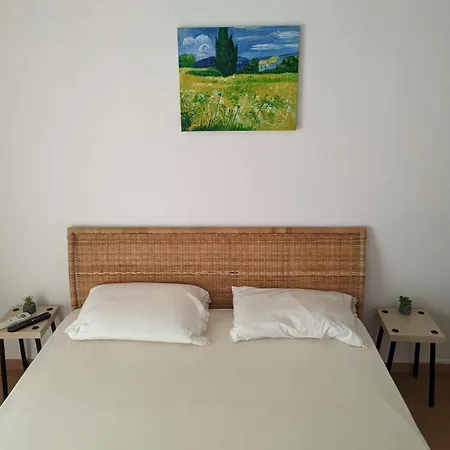 Appartement 2 Bedroom Traditional 40m From The Sea Peraía